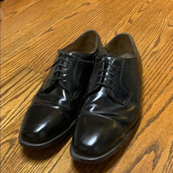 Johnston and murphy’s Black Dress Shoes - Picture 2 of 4